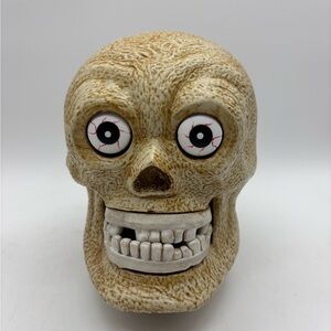 Vintage 90s C&F Corp SCARY SKULL Sound Activated Animated Halloween Prop Works!